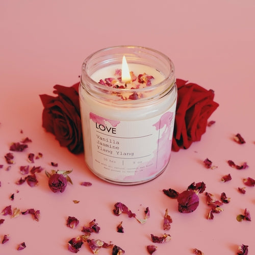 AuraNest Petal — Love Petals Scented Candle, Valentine Gift